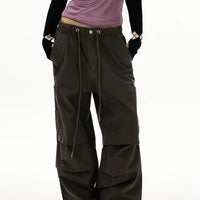 سروال بارا تروبر الكارجو المجعد على الطراز الرجعي 