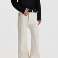 بنطلون جينز نظيف بقصة ساق مستقيم واسعة 