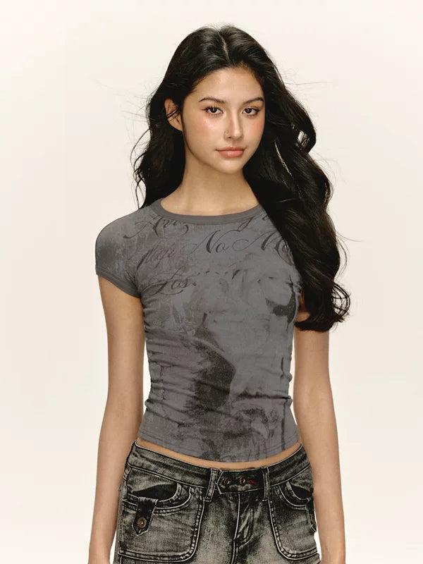 Fitted Graphic Short Sleeve T-Shirt 4