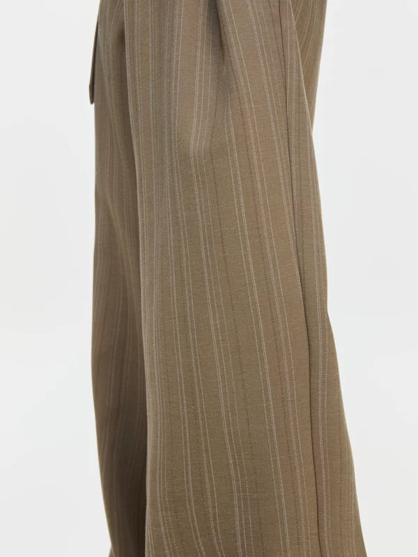 High-Waisted Pleated Striped Wide-Leg Pants 5
