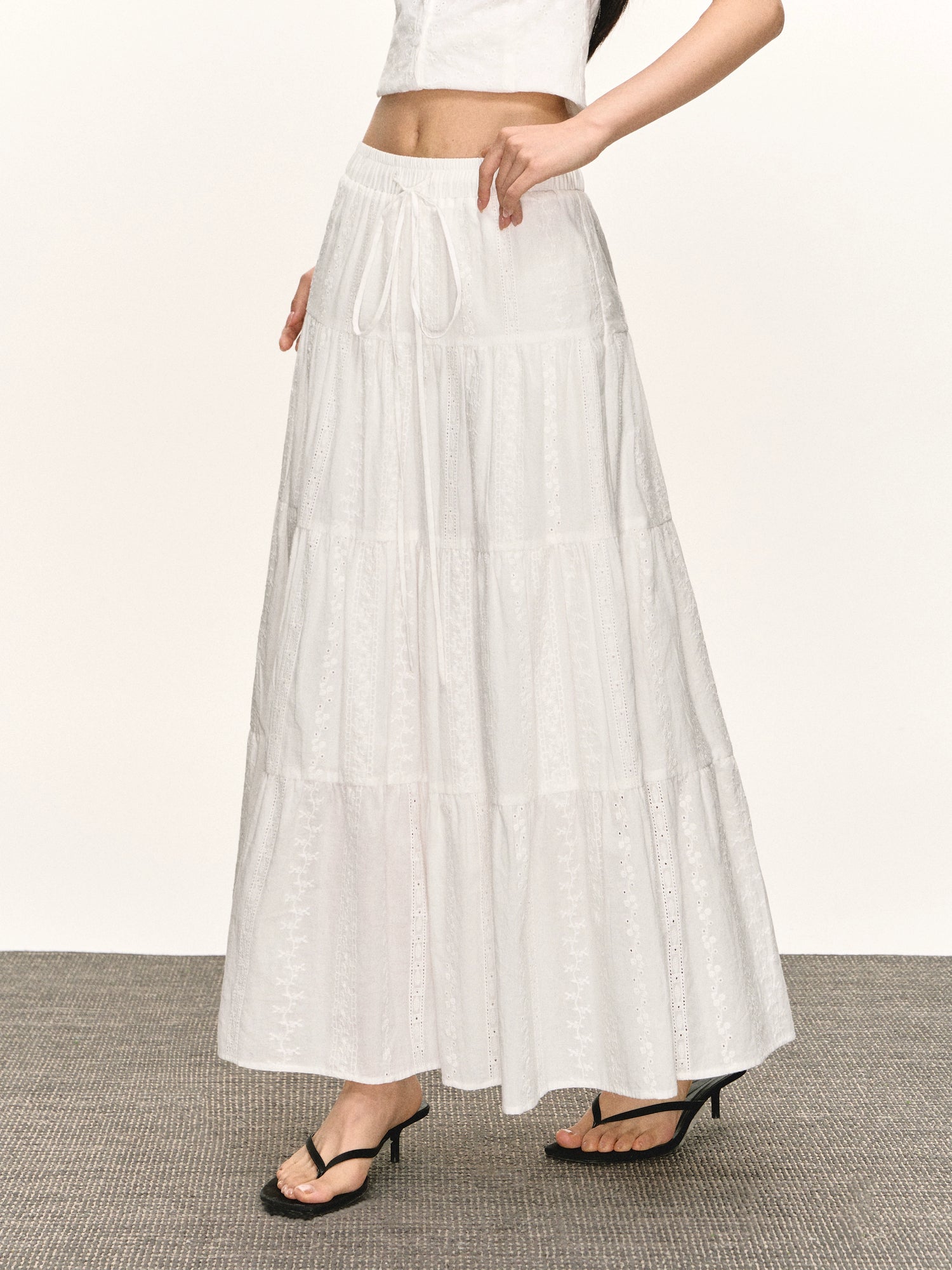 Retro Eyelet Drawstring Long Skirt