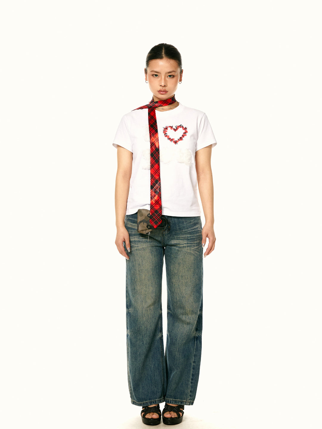 Plush Embroidered Heart Cotton T-shirt