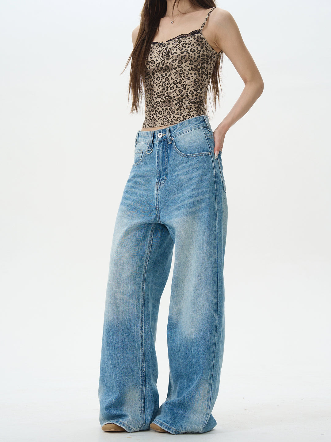 Weit geschnittene Bootcut-Jeans 