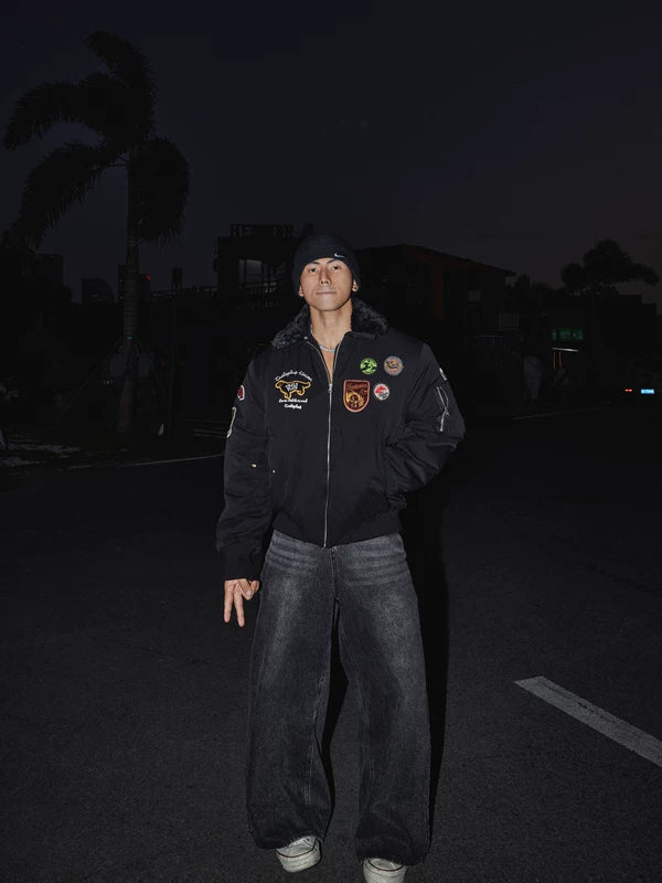 Retro broderad bomberjacka med pälskrage 