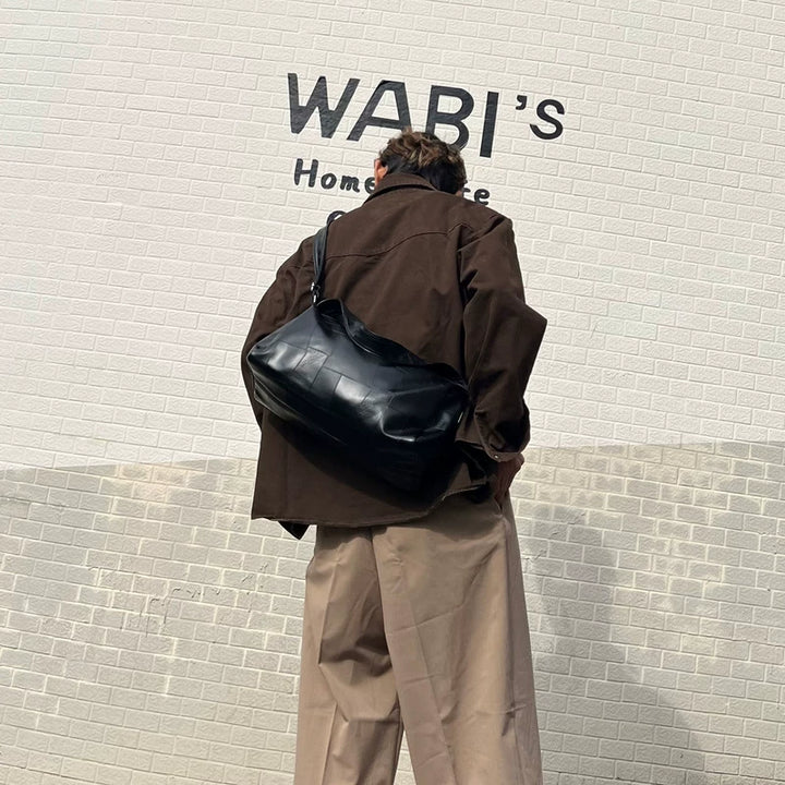 حقيبة هوبو جلدية عتيقة على الكتف 