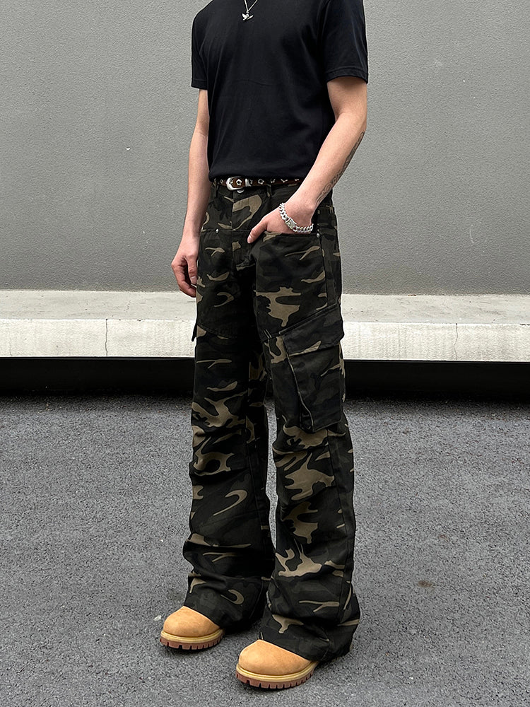 Camouflage Multi-pocket Flared Pants