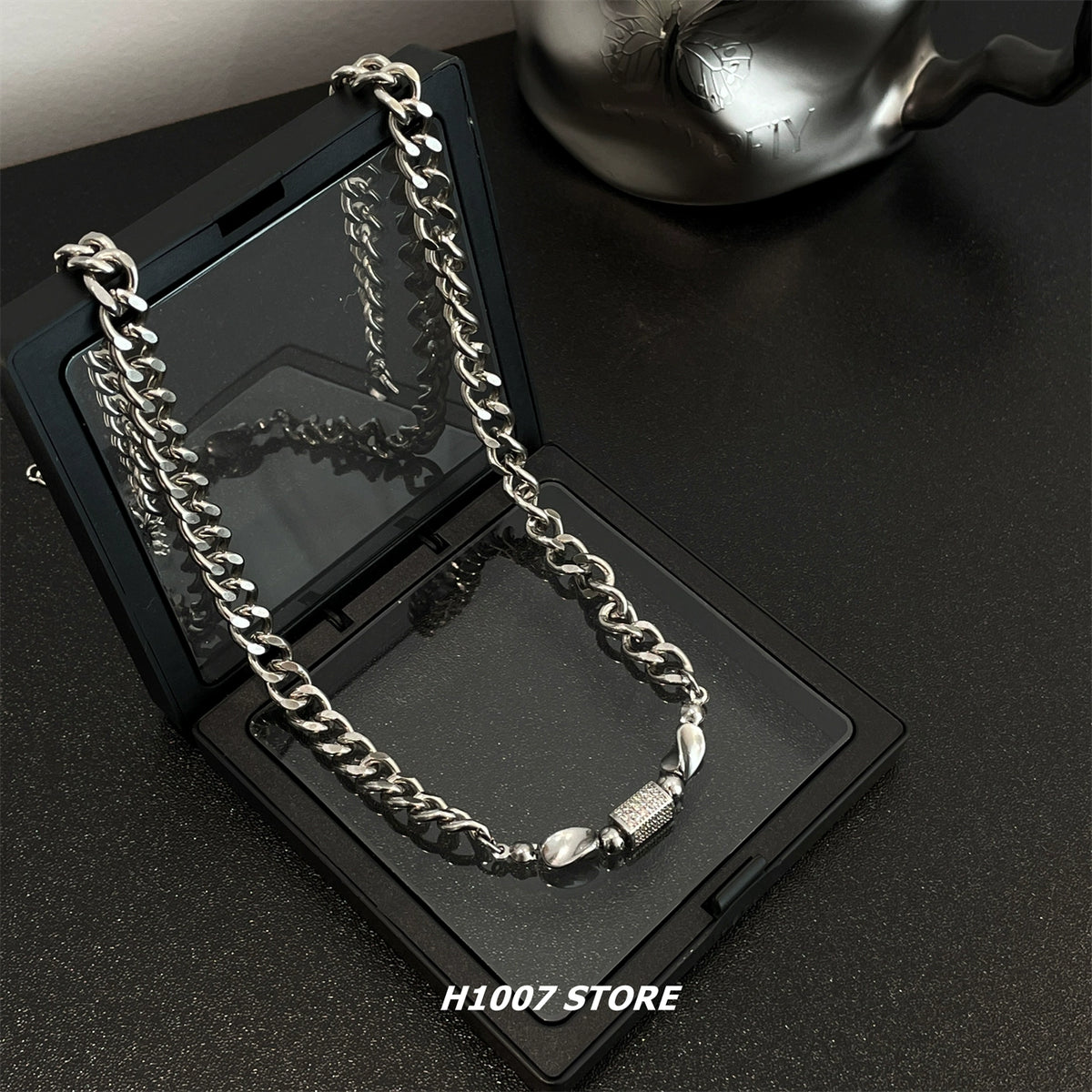 undefined,5840657833416