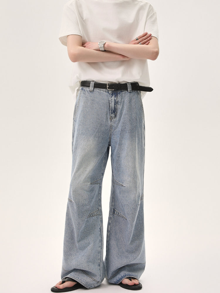 Loose Distressed Straight Fit Jeans
