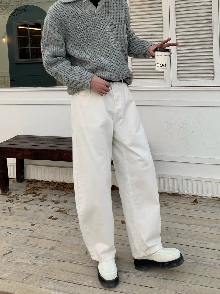 Wide-leg Straight Jeans