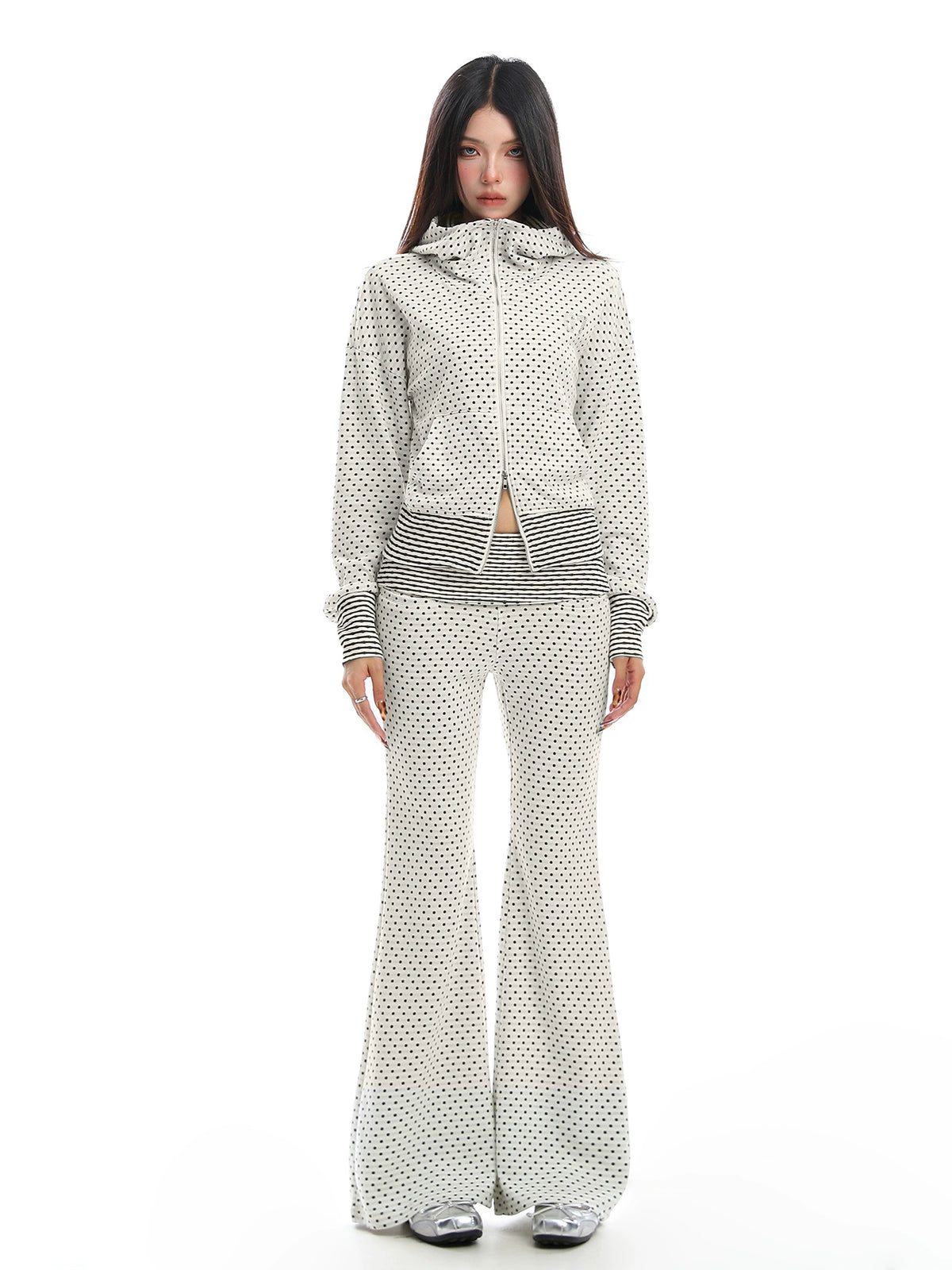 undefined,5893452468884,5893452468885,5893452468886