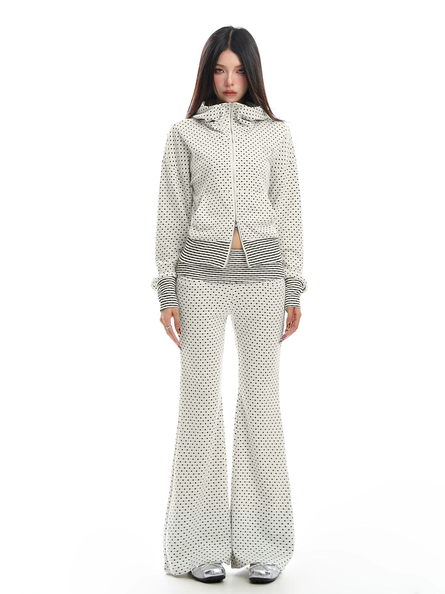 undefined,5893452468884,5893452468885,5893452468886