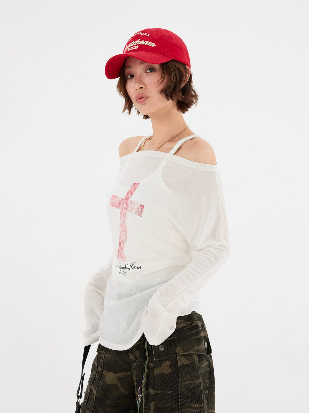 Haut à manches longues décolleté off-shoulder avec imprimé croisé 