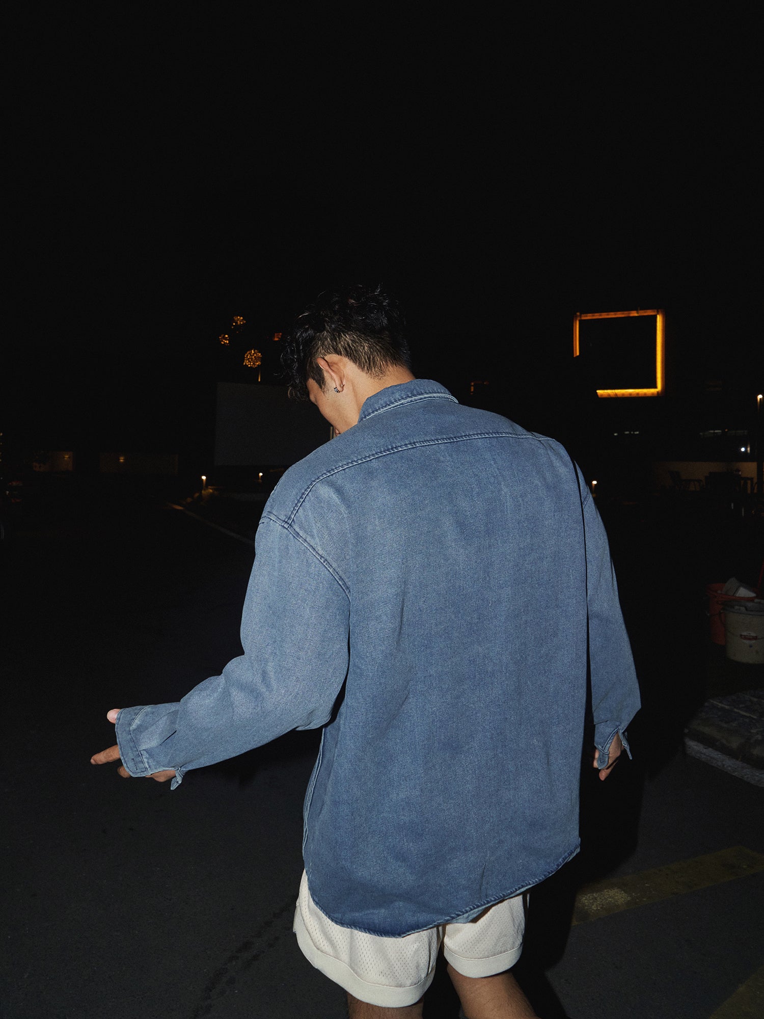 Veste en denim en coton brodée à coupe décontractée 