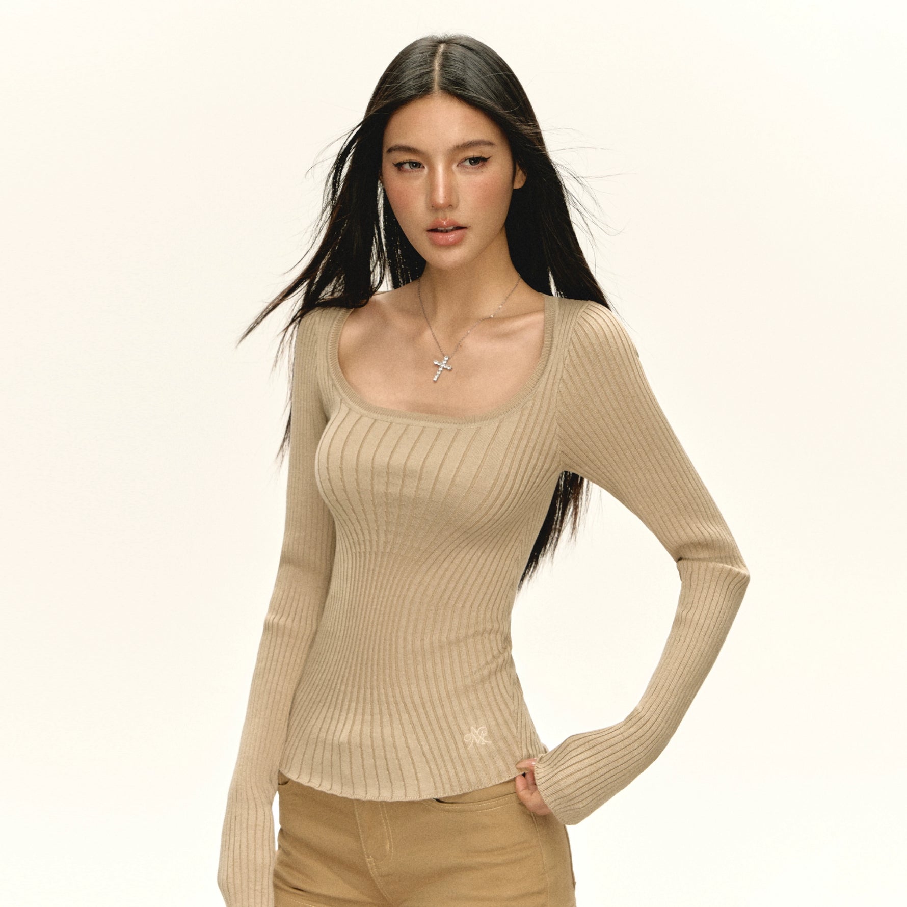 undefined,5887232933262,5887232933263,5887232933264,5887232933265