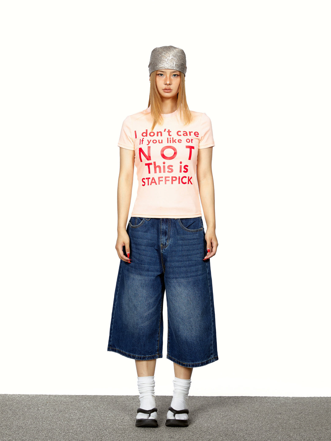 Wide-Leg Cropped Denim Pants