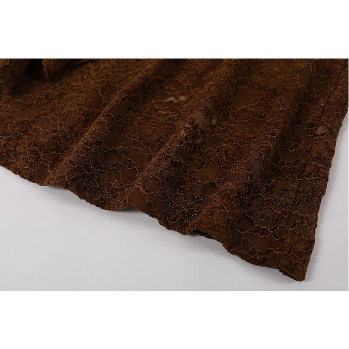 Vestido maxi sin tirantes con encaje y espalda descubierta 