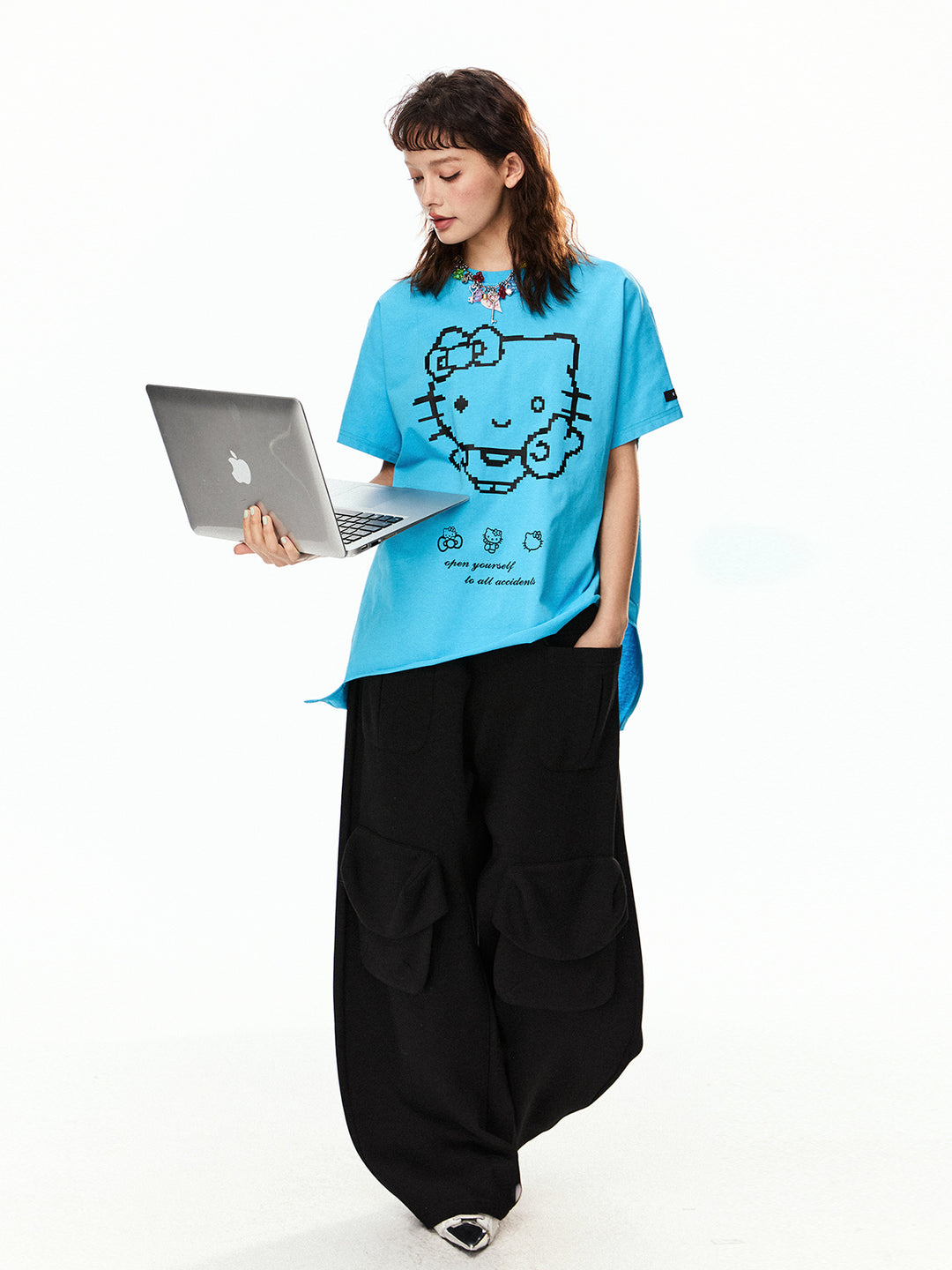 Blusa de Gola Alta Irregular com Estampa de Gato 