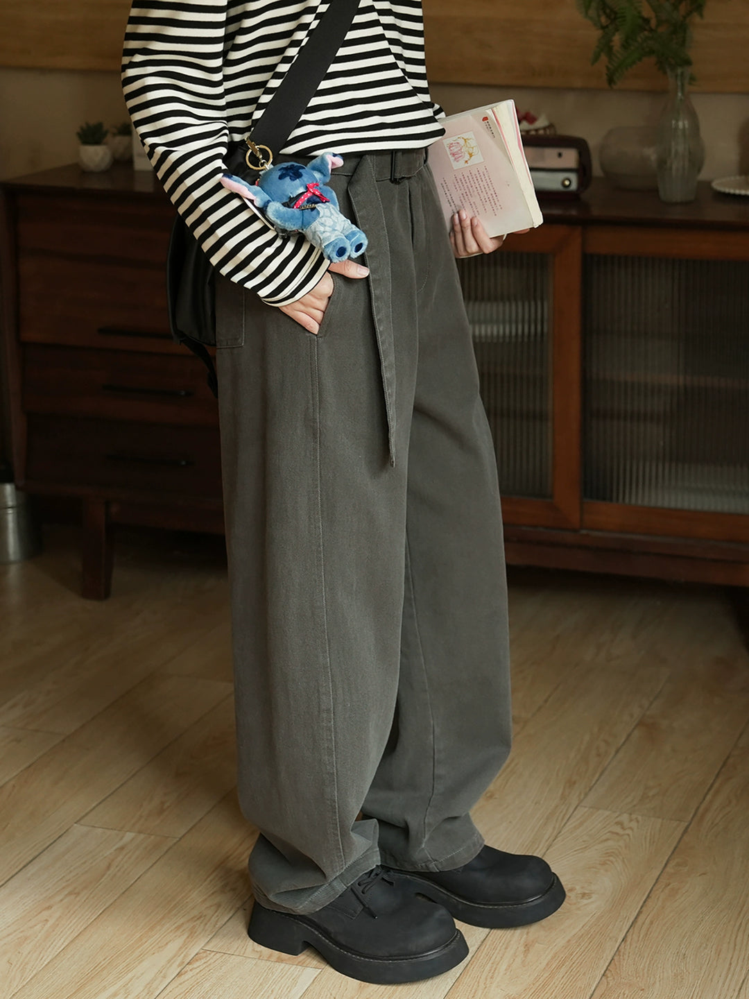 Loose Straight Leg Casual Pants