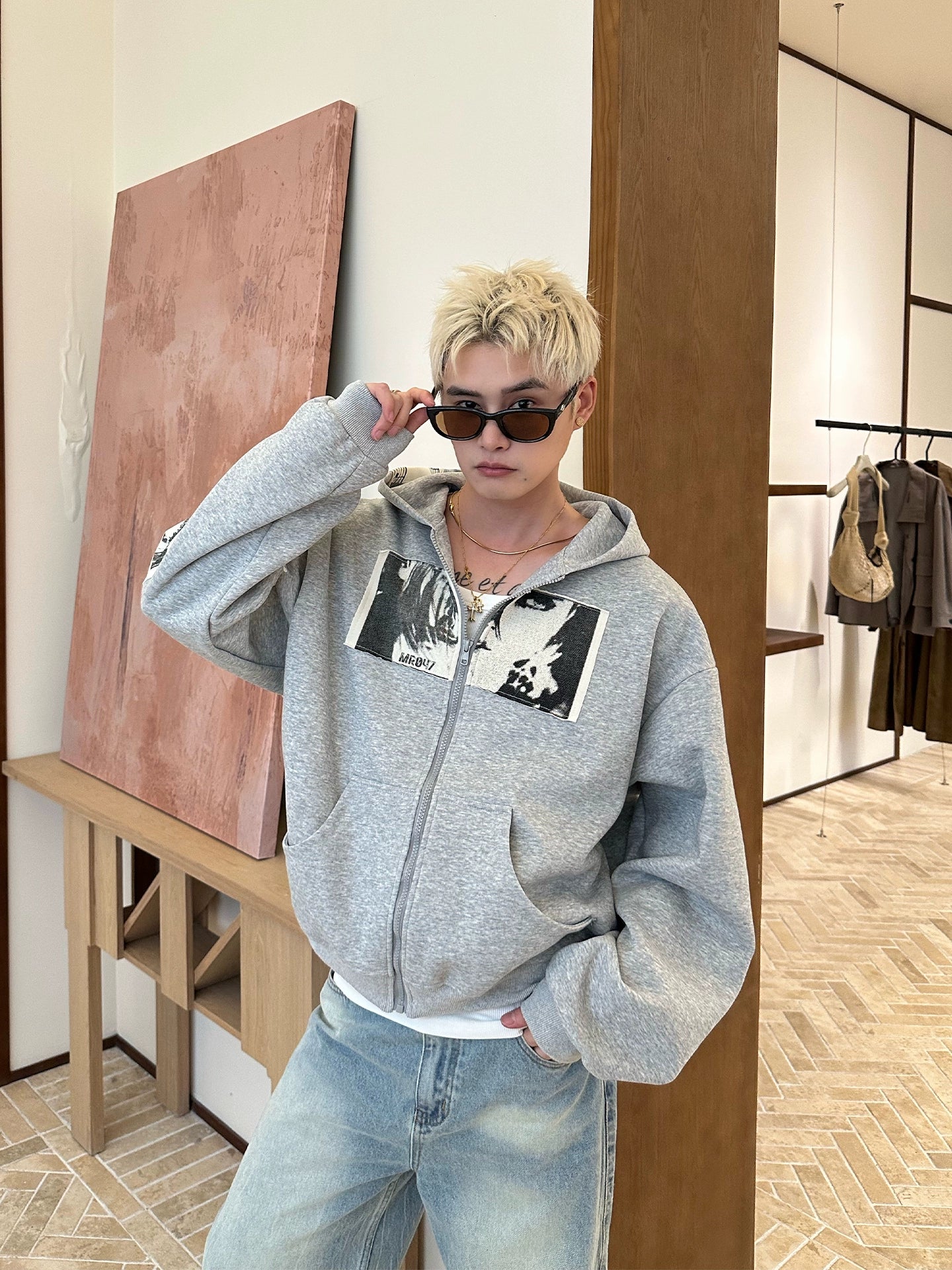 Bol Kesim Kapüşonlu Sweatshirt 