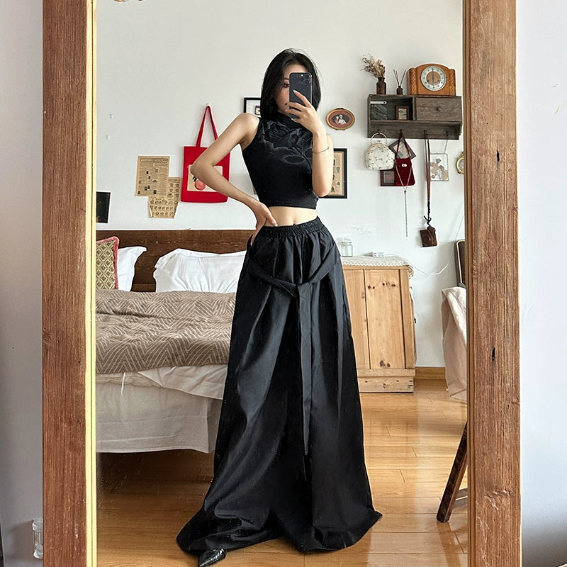 Elastische High-Waist-Hosen mit weitem Bein 