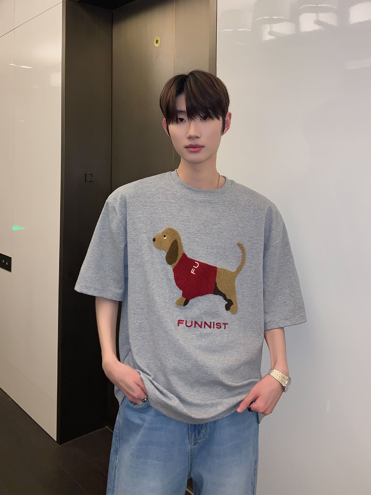 Dachshund Embroidery T-Shirt