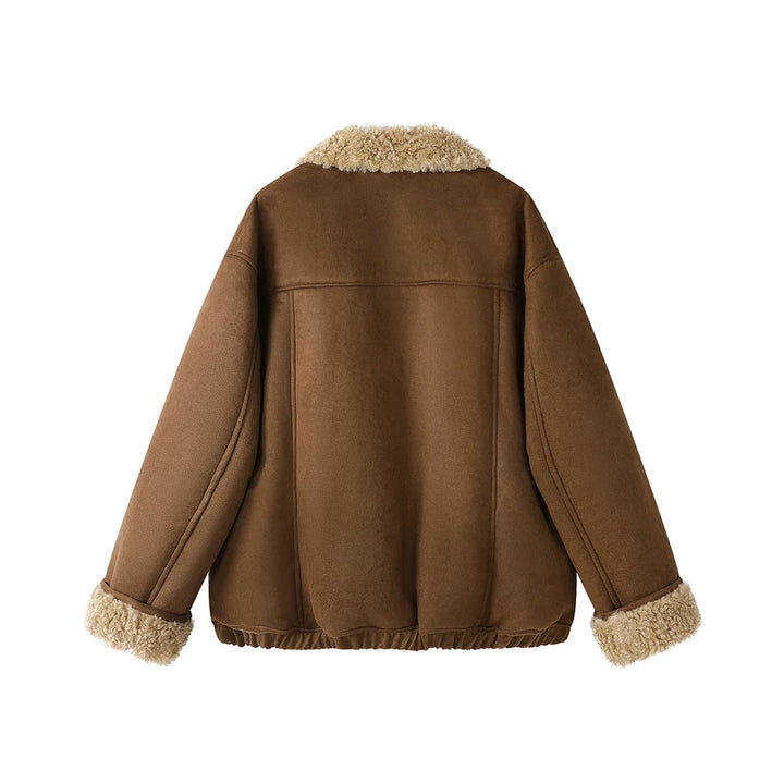 Chaqueta de ante con forro de felpa y cuello alzado 