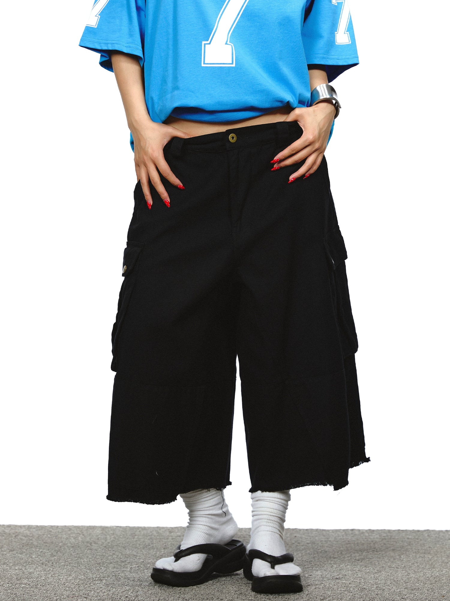 سروال عمل قصير واسع الساق 