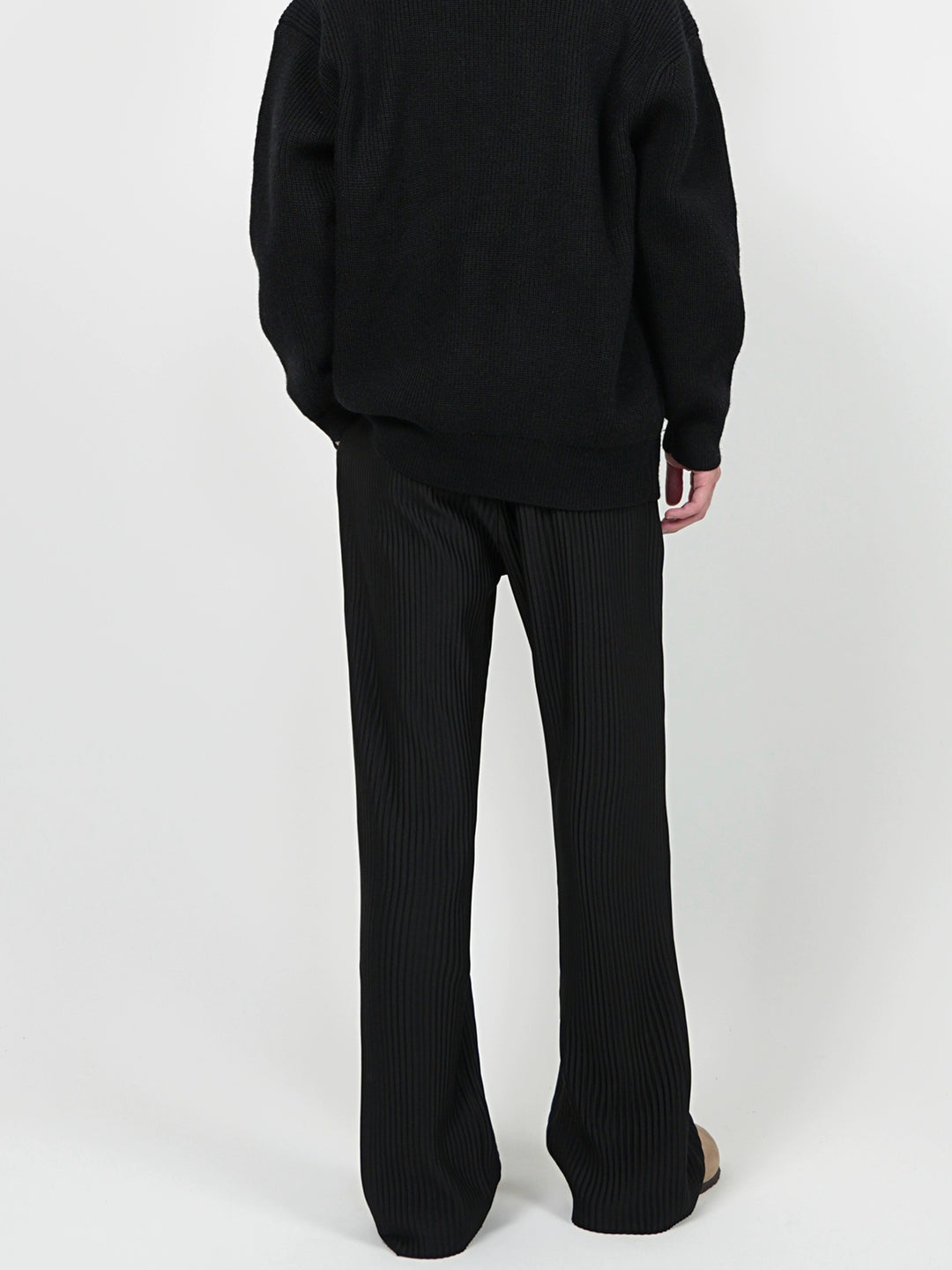 Black Slim-fit Pleated Trousers