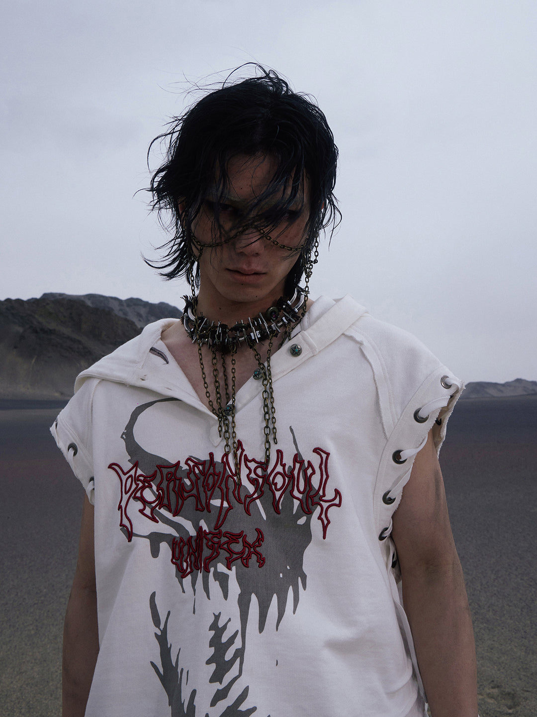 Pentagram Button Hooded Sleeveless Sweatshirt