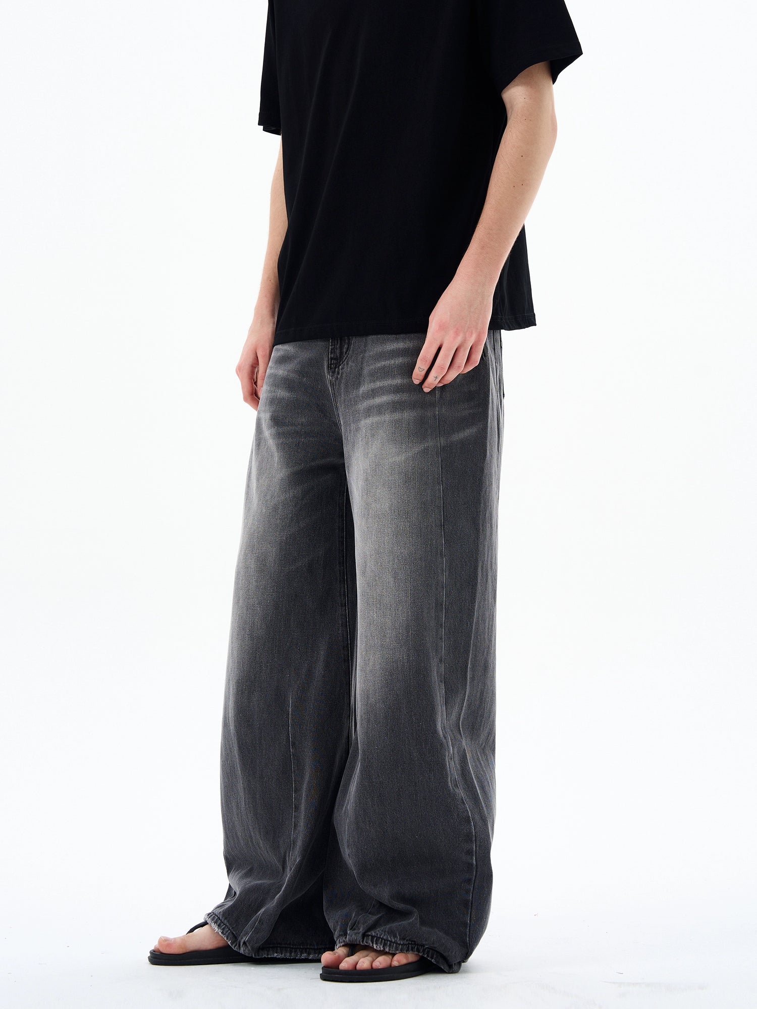 Pantalones de mezclilla retro anchos y sueltos 