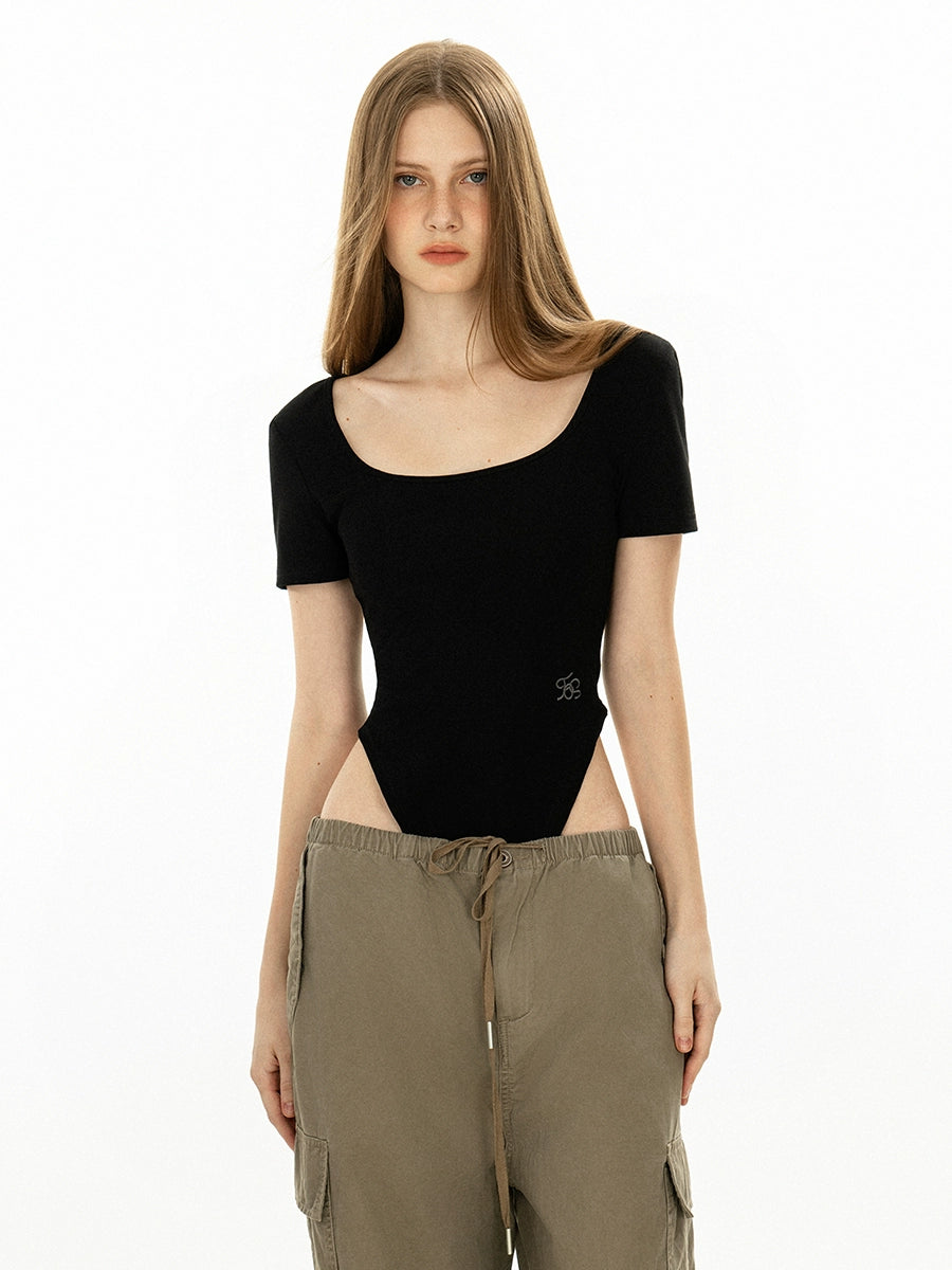 Short Sleeve Scoop Neck Bodysuit Top