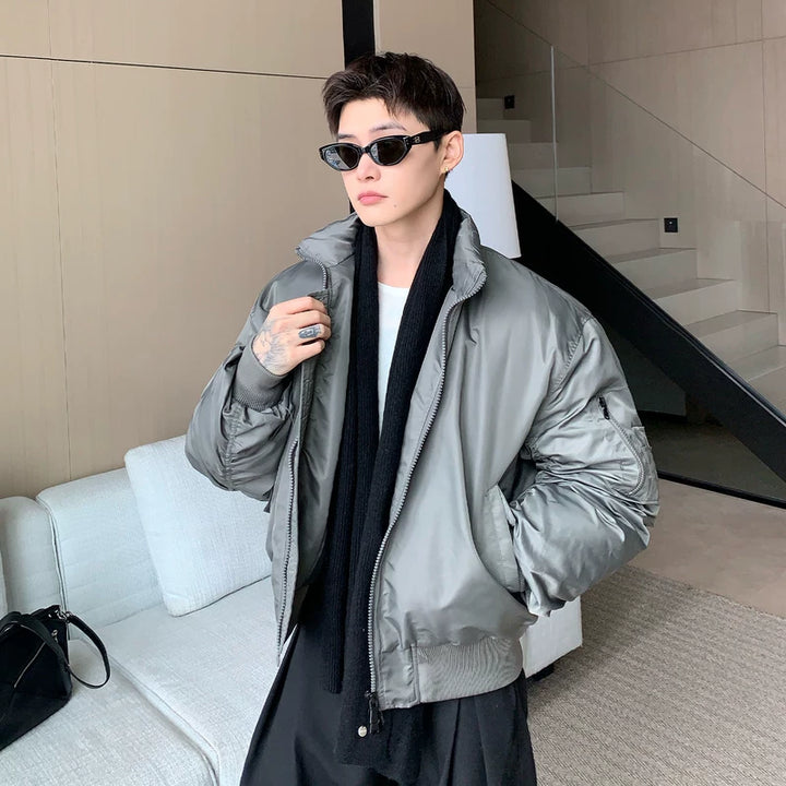 Jaqueta Bomber com Gola Alta em Satin Repelente à Água 