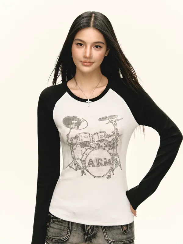 Maglietta a maniche lunghe con raglan grafico 