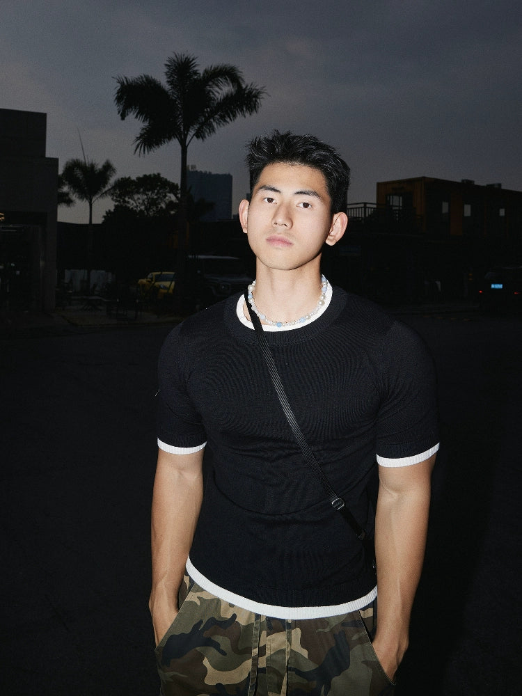 Suéter de manga corta con cuello redondo ajustado 