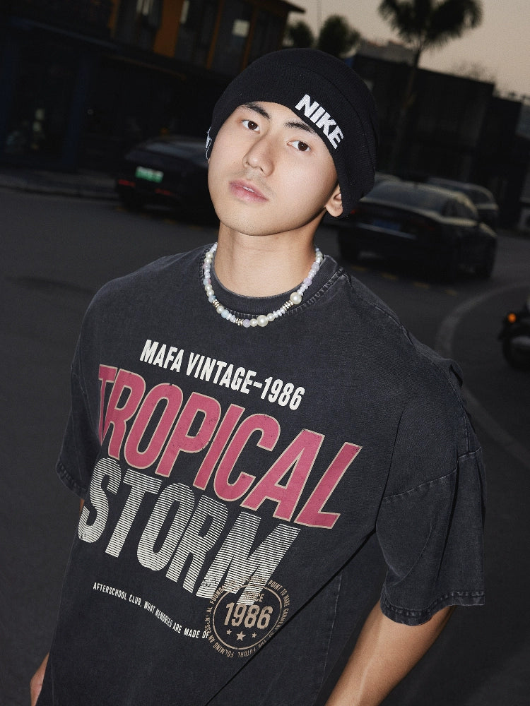 Pulóver de manga corta con estampado de letras vintage 