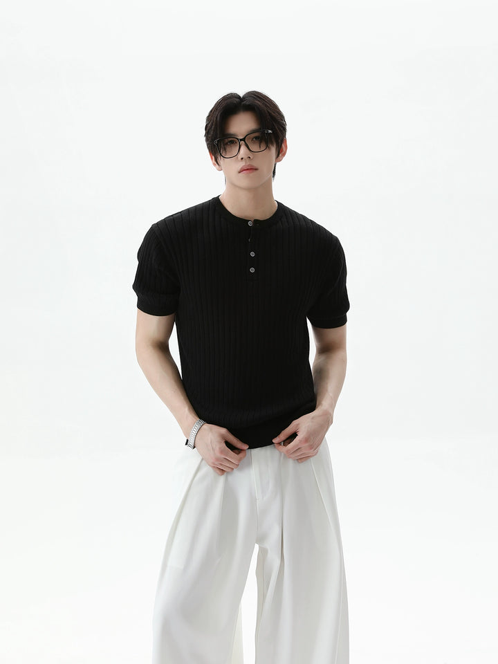 Pullover a maniche corte in maglia a coste Henley 
