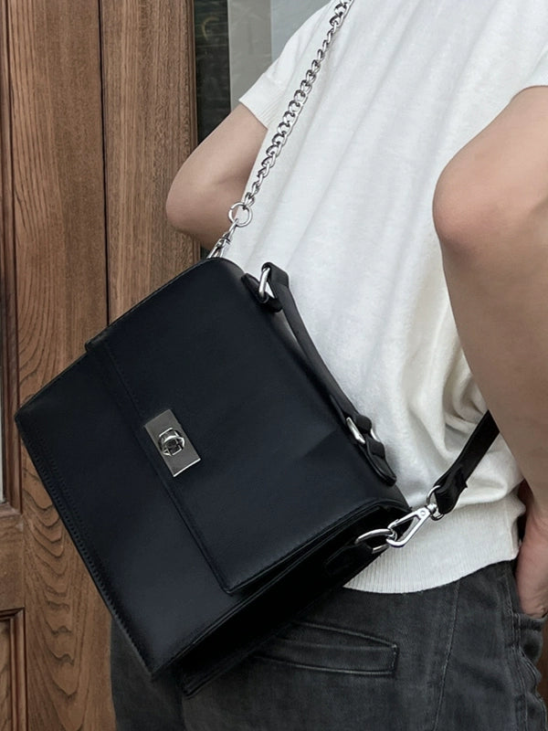 Borsa a tracolla con catena a forma di quadrato giapponese 