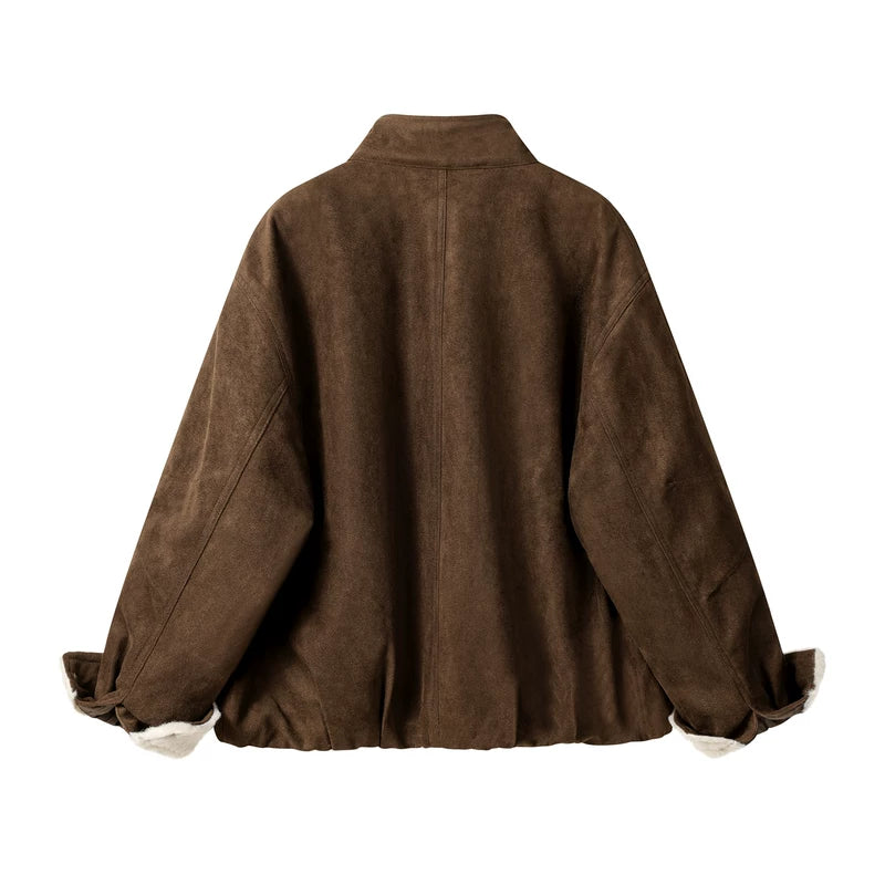 Chaqueta con cuello alzado forrada de sherpa de ante 