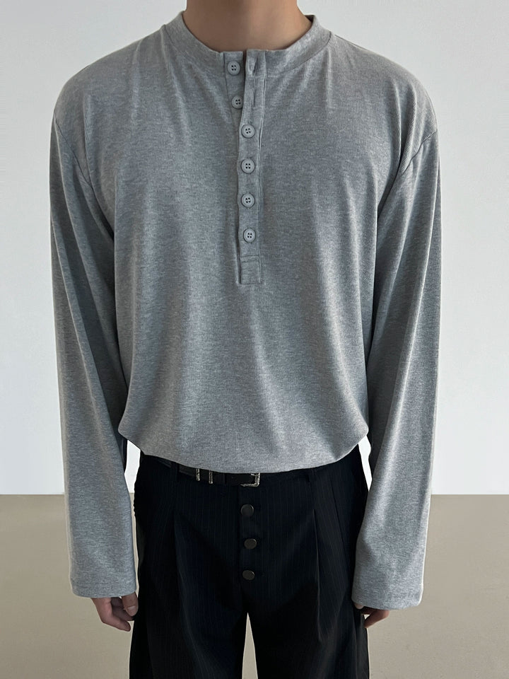 Camisa de pullover de manga larga con cuello Henley 