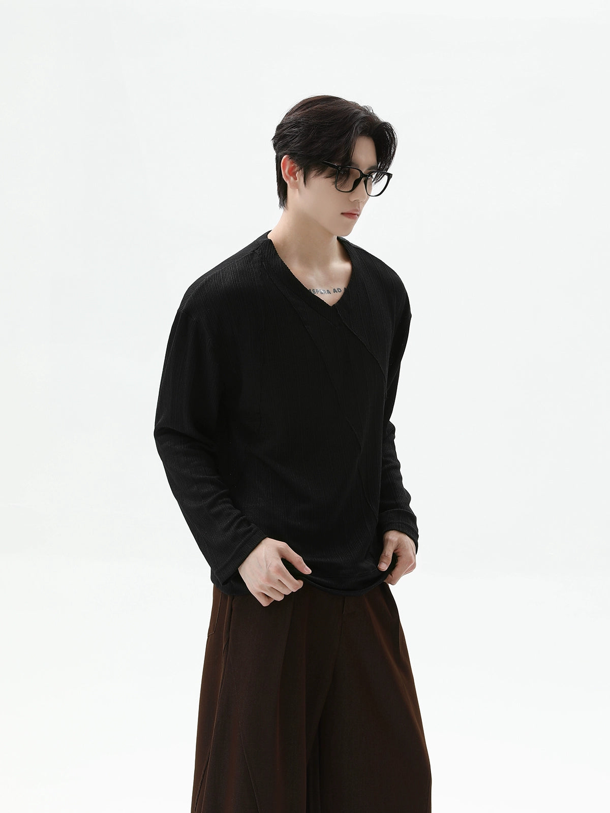 V-Neck Textured Knit Loose Pullover