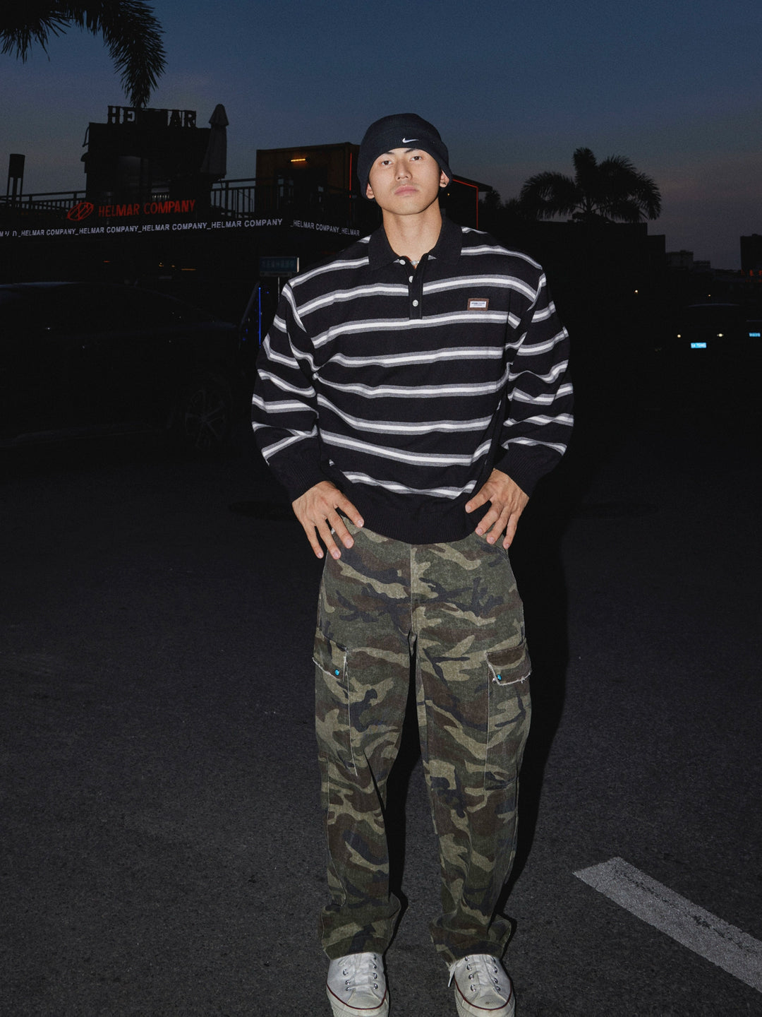 Pantaloni casual dritti multi-tasca in camouflage 