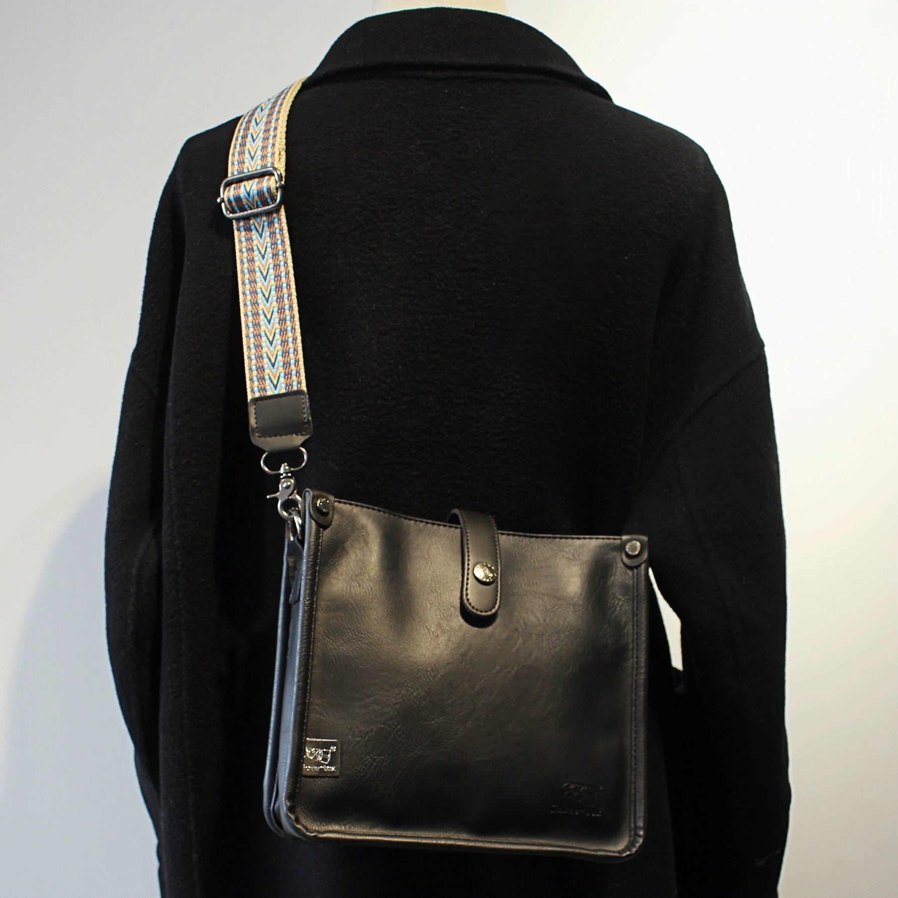 undefined,5899524131223