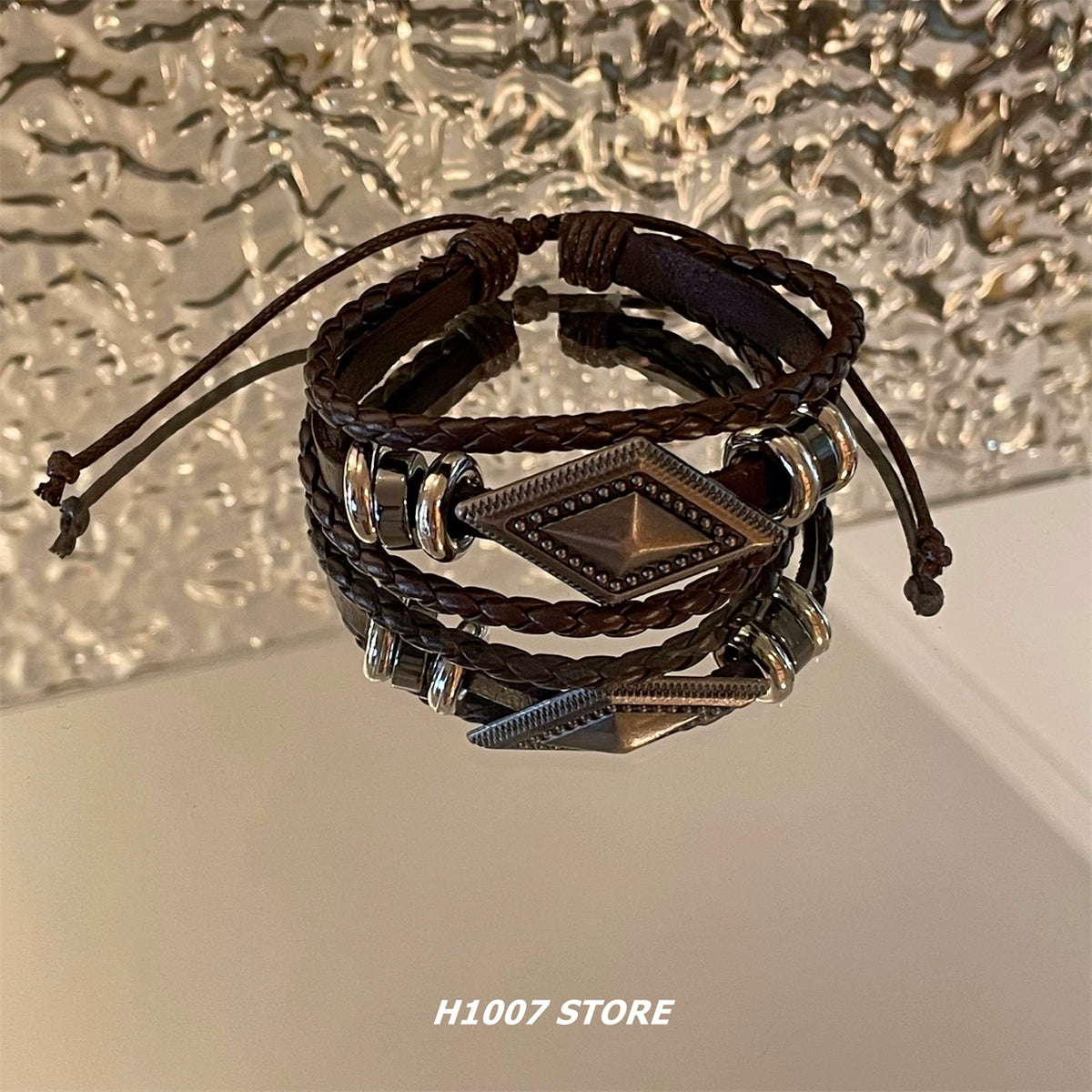 undefined,5964843759663