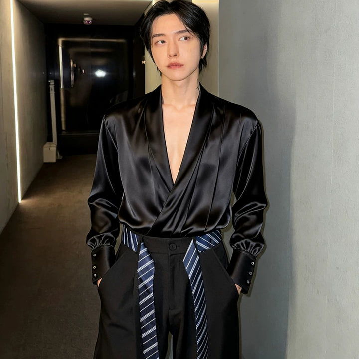 Hedvábná volná košile s V výstřihem 