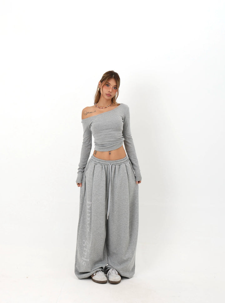 Oblique Shoulder Slim Fit Top