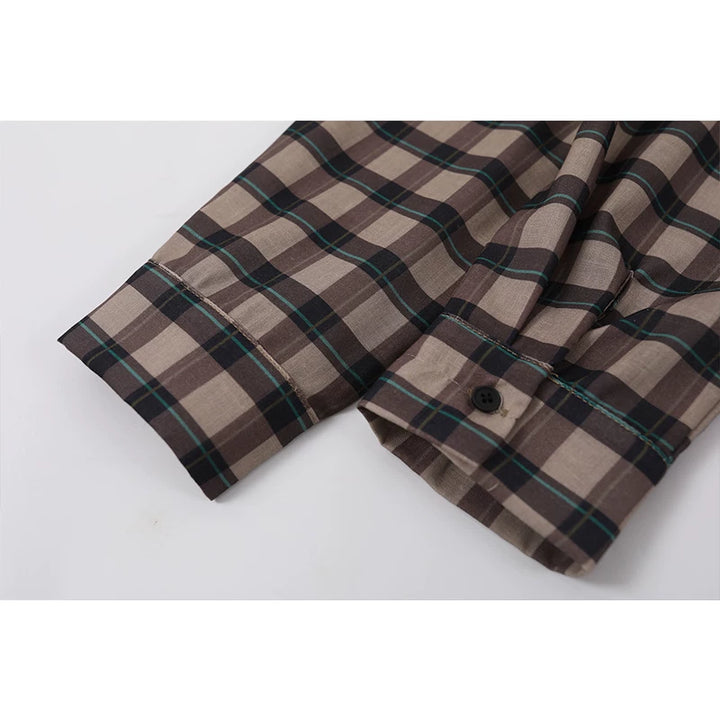 Blusa de manga larga de cuello en V con hombros al aire de cuadros 