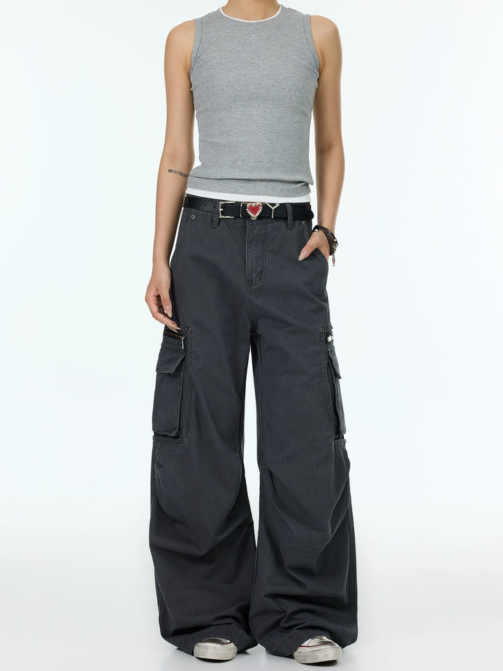 Pantalones cargo casual de campana con múltiples bolsillos 