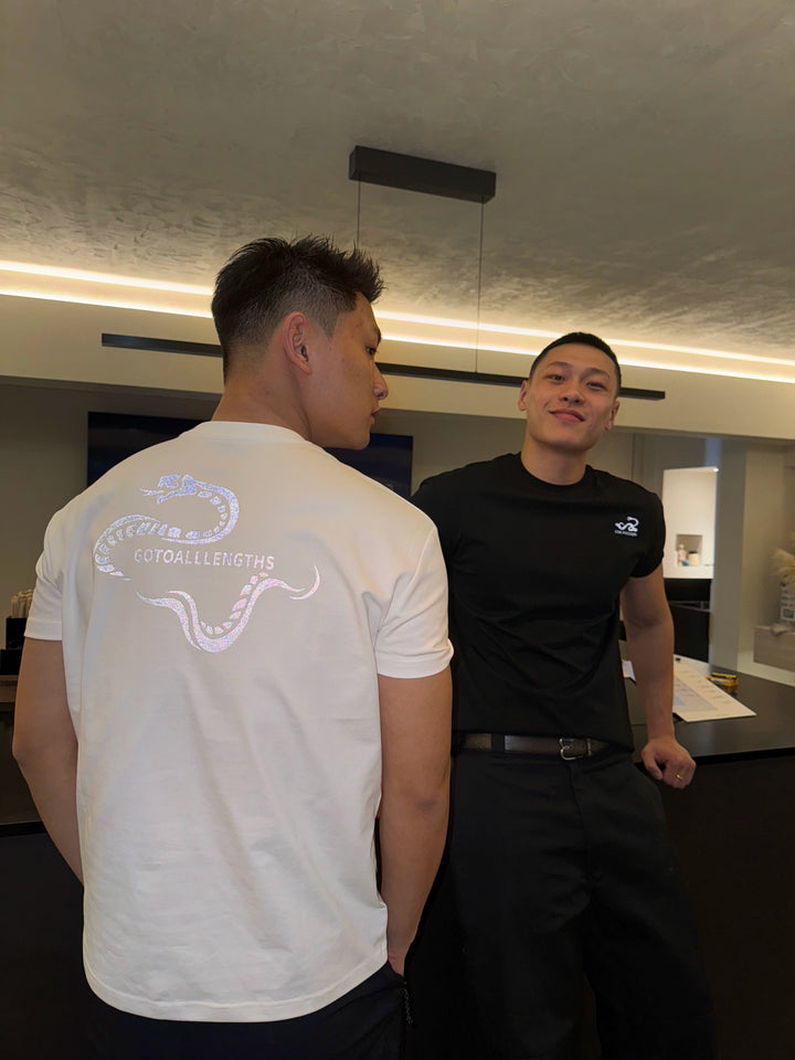 Kortærmet slangeprint reflekterende T-shirt 