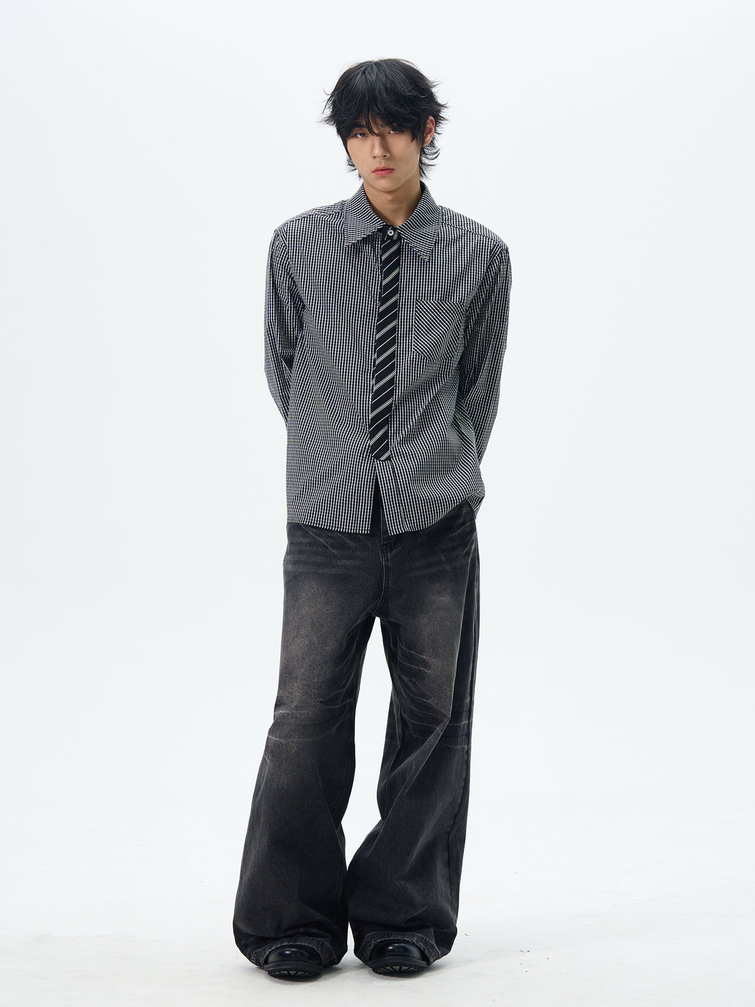 Plaid Long-Sleeve Shirt with Tie