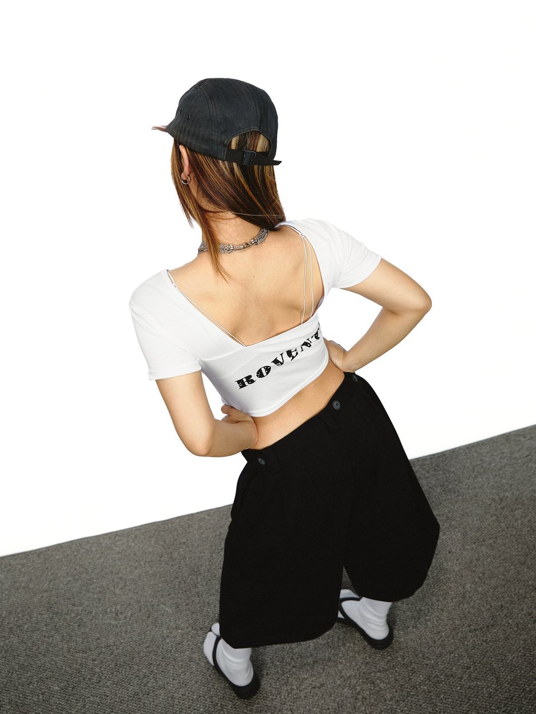 Backless Letter Print Short Sleeve Turtleneck